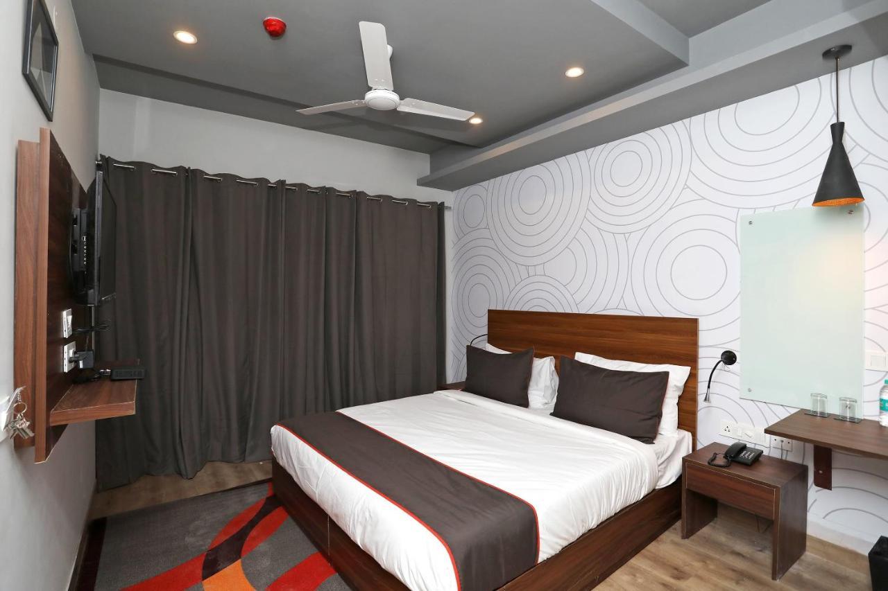 คอลเลคชัน โอ 76097 โรงแรมมูนไลท์ เดลี ภายนอก รูปภาพ