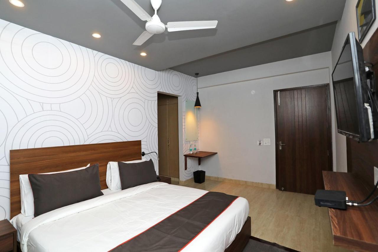 คอลเลคชัน โอ 76097 โรงแรมมูนไลท์ เดลี ภายนอก รูปภาพ